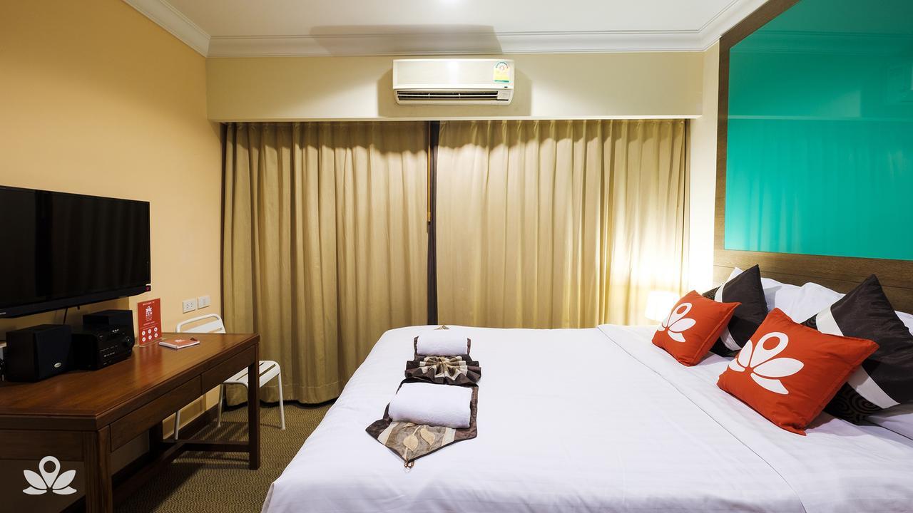 เซน รูม สีลม 12 Hotel กรุงเทพมหานคร ภายนอก รูปภาพ